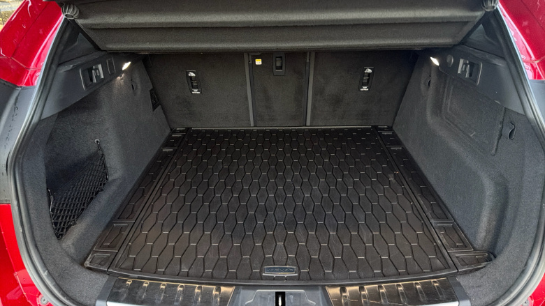 Jaguar F-Pace 2.0 D200 R-Dynamic SE Black 5dr Auto AWD Diesel Estate